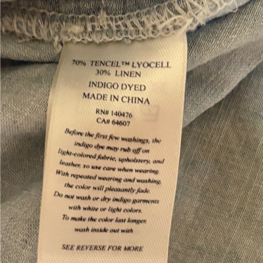 Faherty Light Blue Chambray Button-Front Shirtdre… - image 7